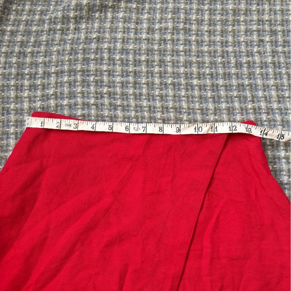 Abercrombie & Fitch Bold Linen Red Skort - Picture 6 of 7